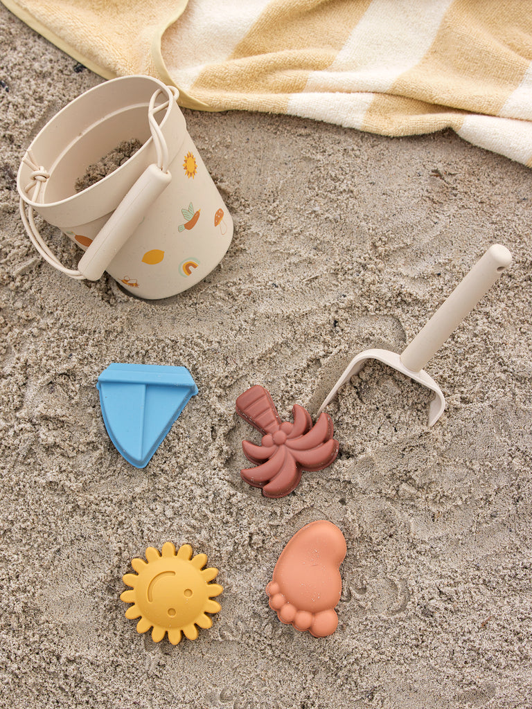 Set spiaggia in silicone. Secchello, paletta e formine