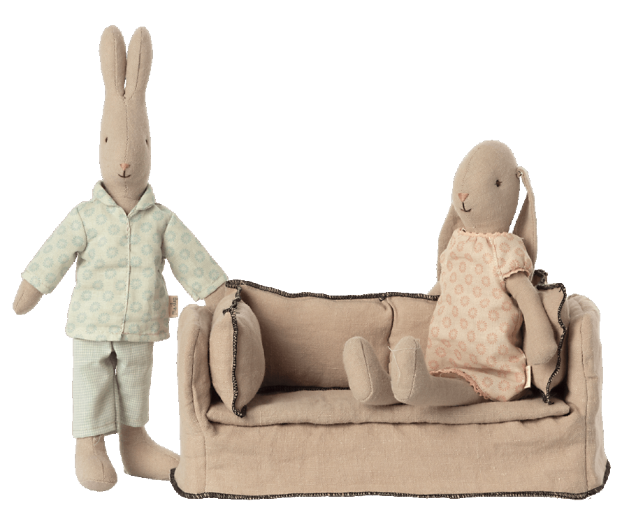 Mini divano in legno e tessuto di lino co due coniglietti