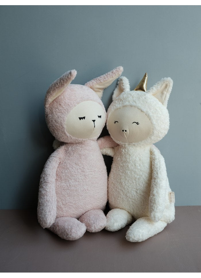 Due peluche (coniglietta e unicorno) formato grande abbracciati